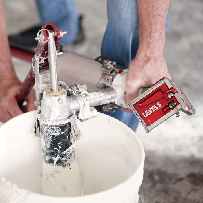 level5 flat box with pump